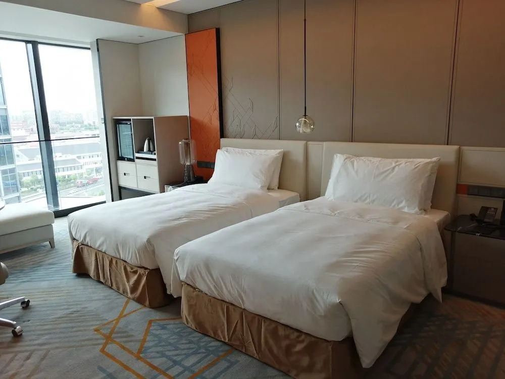 voco Shanghai Hongqiao Hub by IHG
