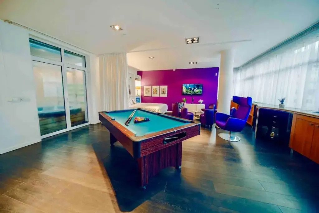 Wagner Stays - Miami Lovely romantic Garden apartment with whirlpool