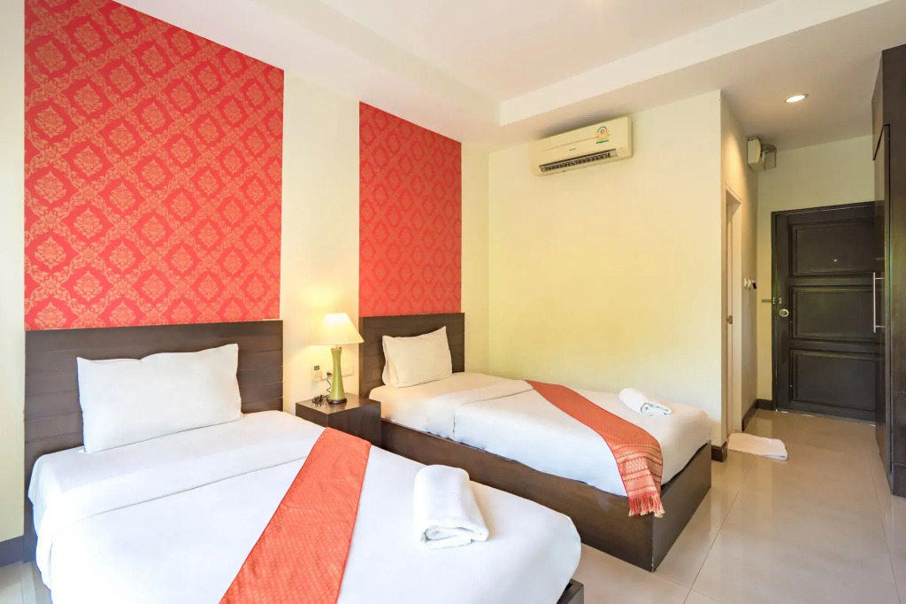 Suphan Lake Hometel