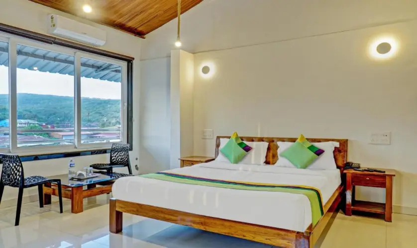 Hotel Lake Paradise Mahabaleshwar