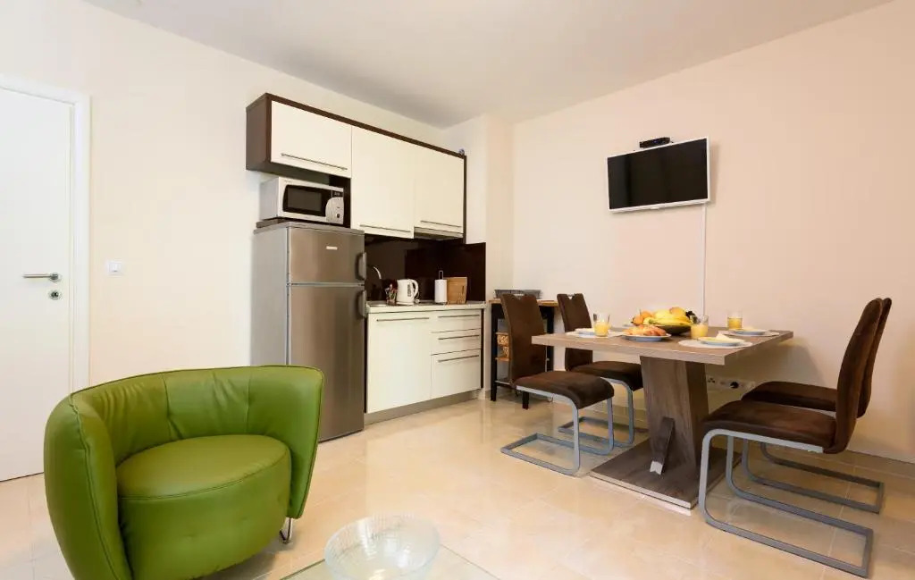 Apartments Domani