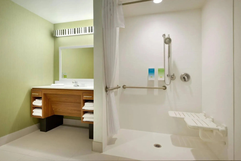 Home2 Suites by Hilton Roseville Minneapolis