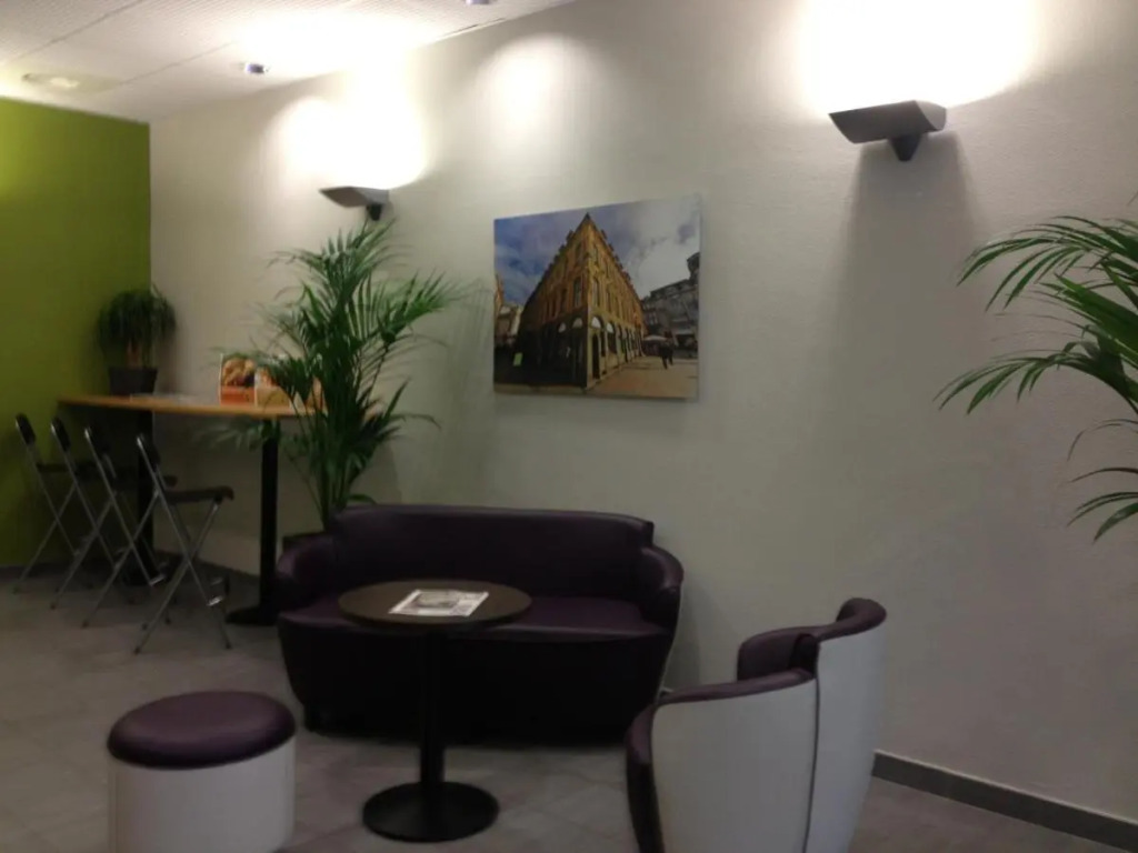 B&B HOTEL Lille Villeneuve dAscq Grand Stade 3 étoiles