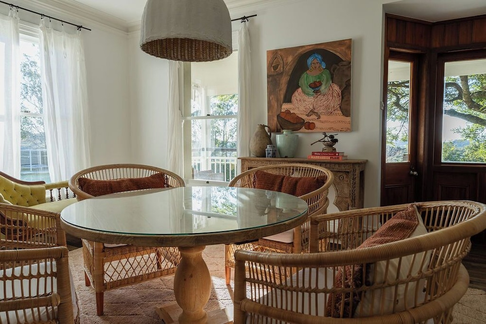 Hinterland House