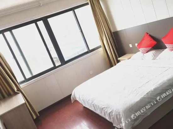 Kelinning Hotel Qingdao Lingshanwei