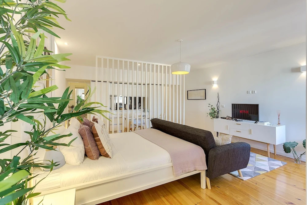 DA'Home - Downtown Studio