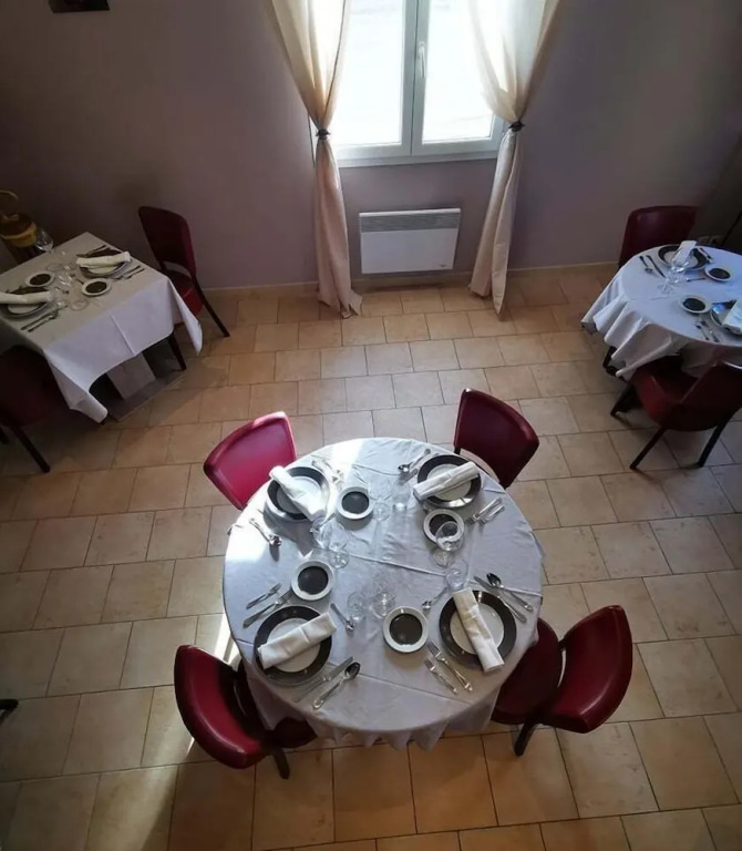 Est Garden Hotel