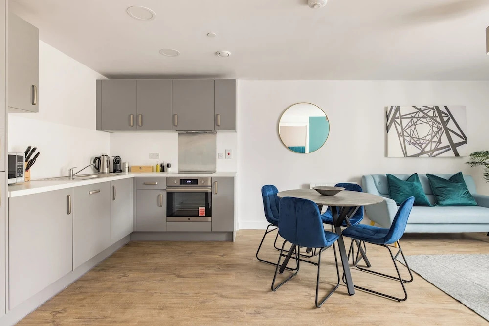 City View Apartments Birmingham City Centre