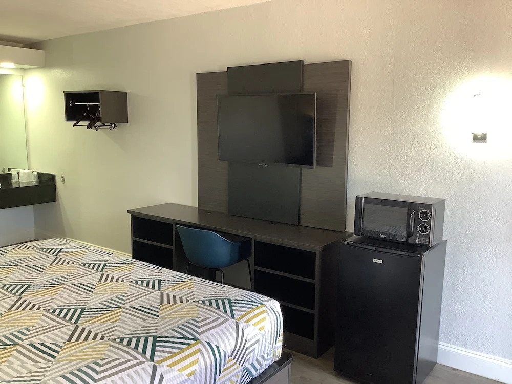 Studio 6 Suites Memphis, TN East Memphis