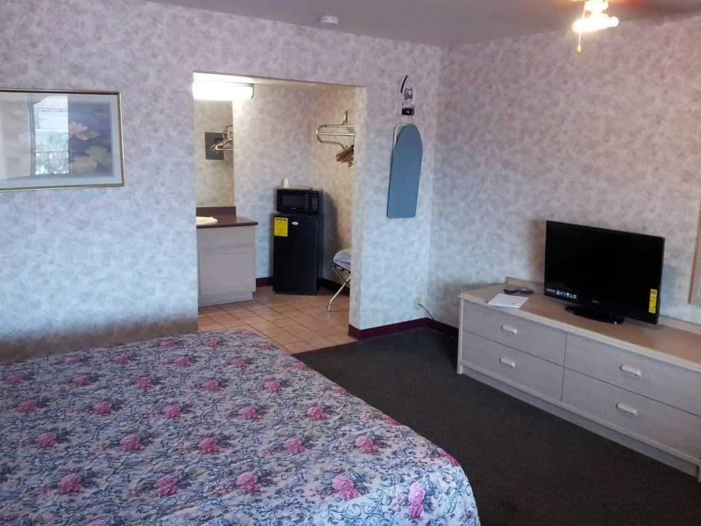 Sun Valley Inn & Suites