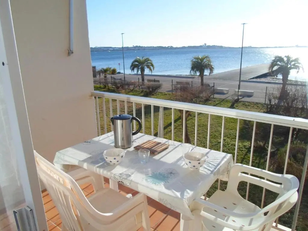 Appartement Balaruc-les-Bains, 1 pièce, 4 personnes - FR-1-503-20