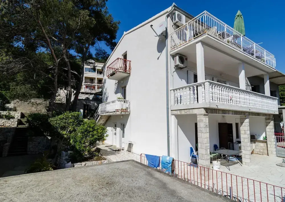 Guest House Sobra