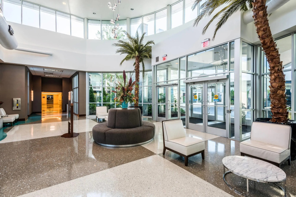 Oasis Hotel and Conv Center, an Ascend Collection Hotel