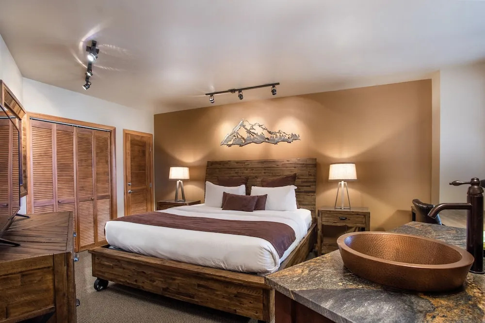 Zephyr Mountain Lodge, Condo | 1 Bedroom (Premium-Rated Condo 1304)