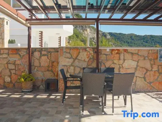 Qoople Villa Tepe with infinity pool and panoramic views