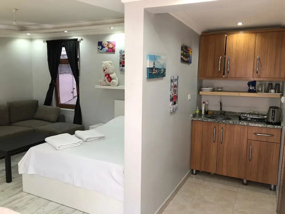 Julyet Suite