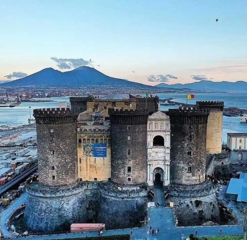 Apartment with One Bedroom in Napoli, with Wonderful City View