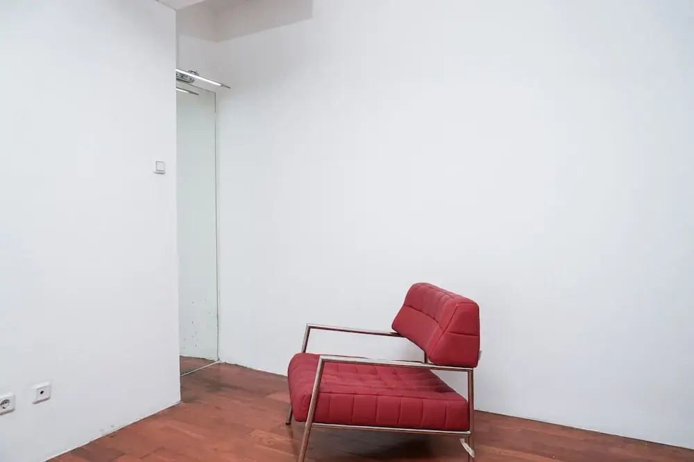 Elegant and Spacious 1BR Apartment at Citylofts Sudirman By Travelio