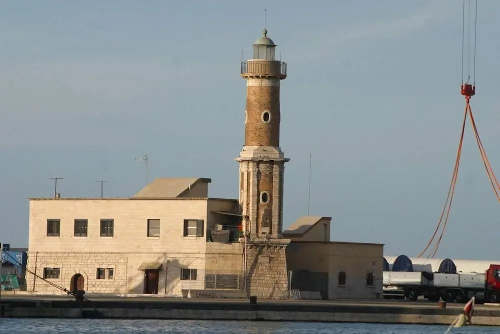 Domatia