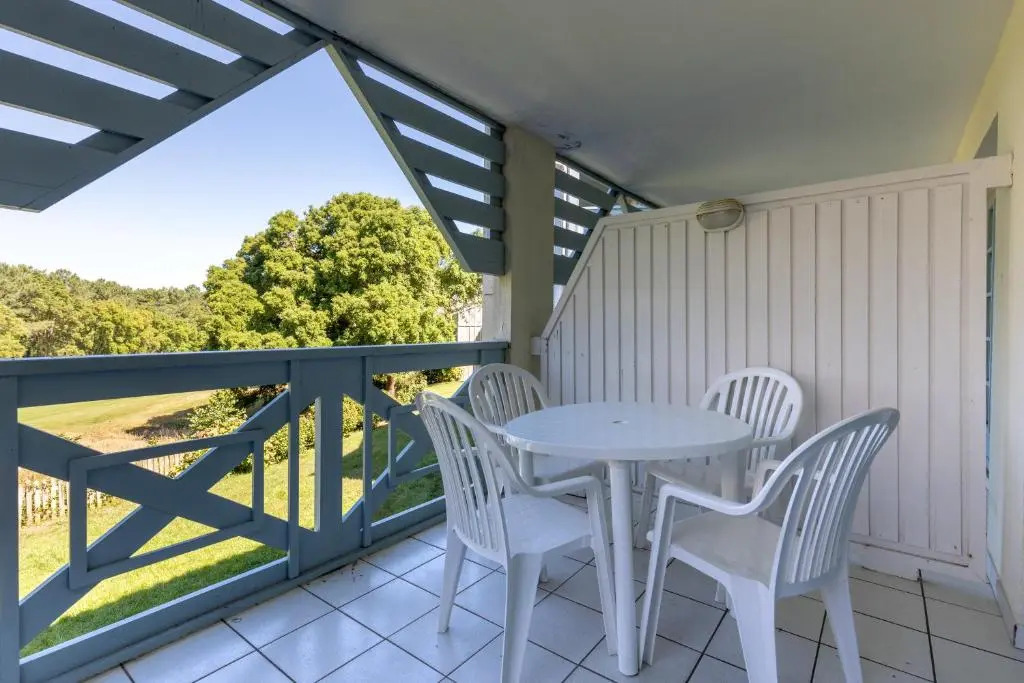Doré Appartement T1bis avec piscine