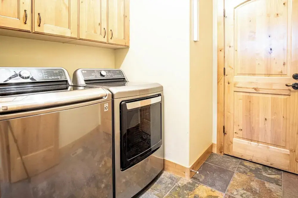 Cranbrook Cottage - Family Home + Hot Tub + Pool Table