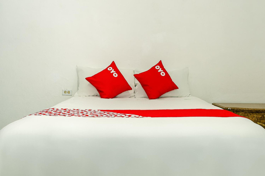 OYO Hotel Cabo Del Sur, Cabo San Lucas