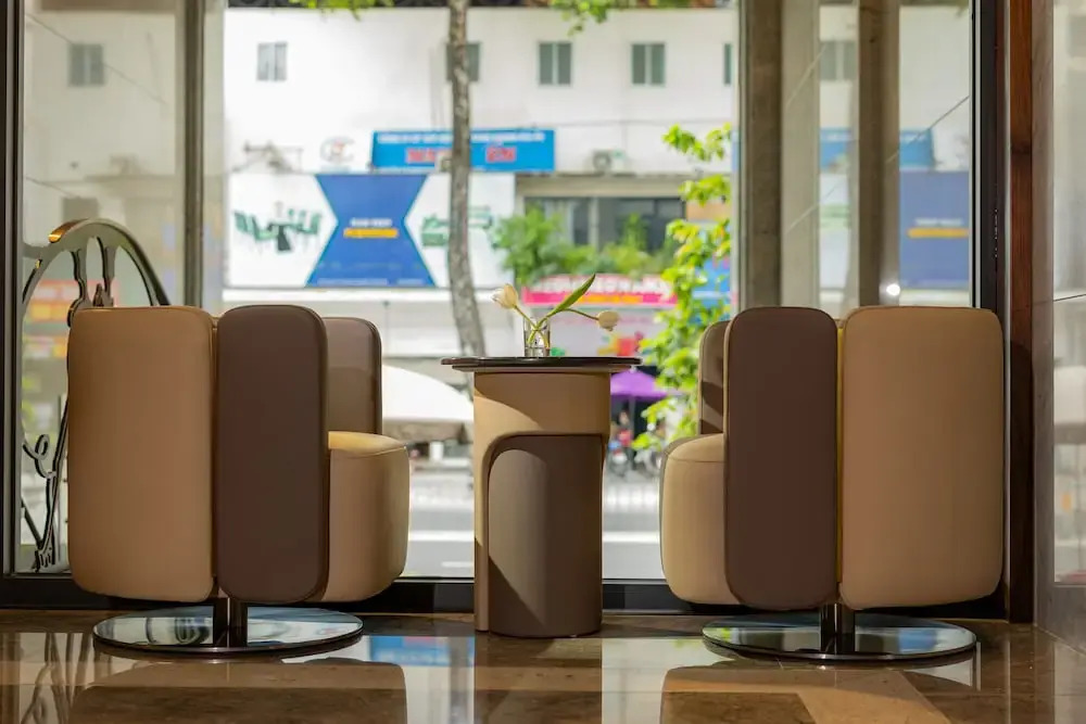 Sunflower Apartment - Luxury Suite by THC Group