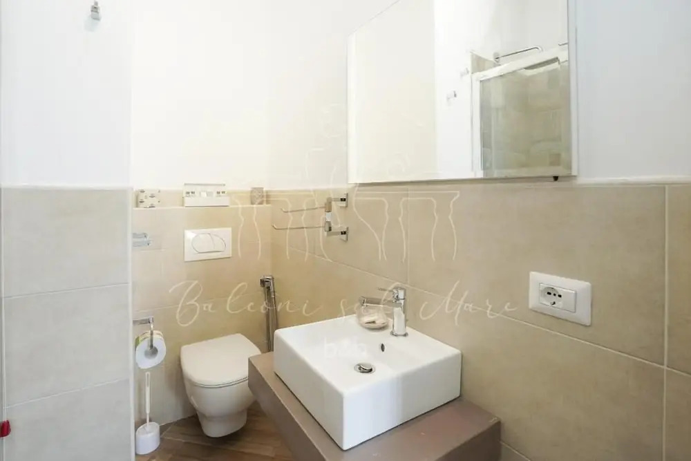 Room in B&B - B&B Balconi Sul Mare Standard Room With Balcony Overlooking the sea "la Staffa"