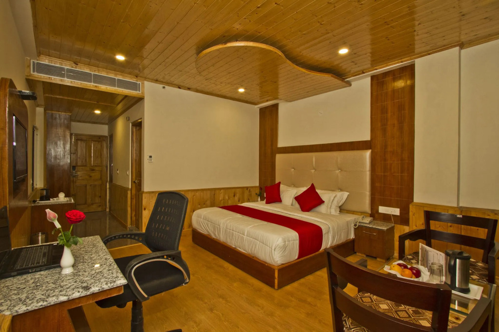Sarthak Regency,Rangri, Manali,HP,Just 1 kms from Volvo parking