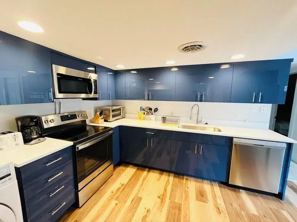 Delaware Avenue 16A