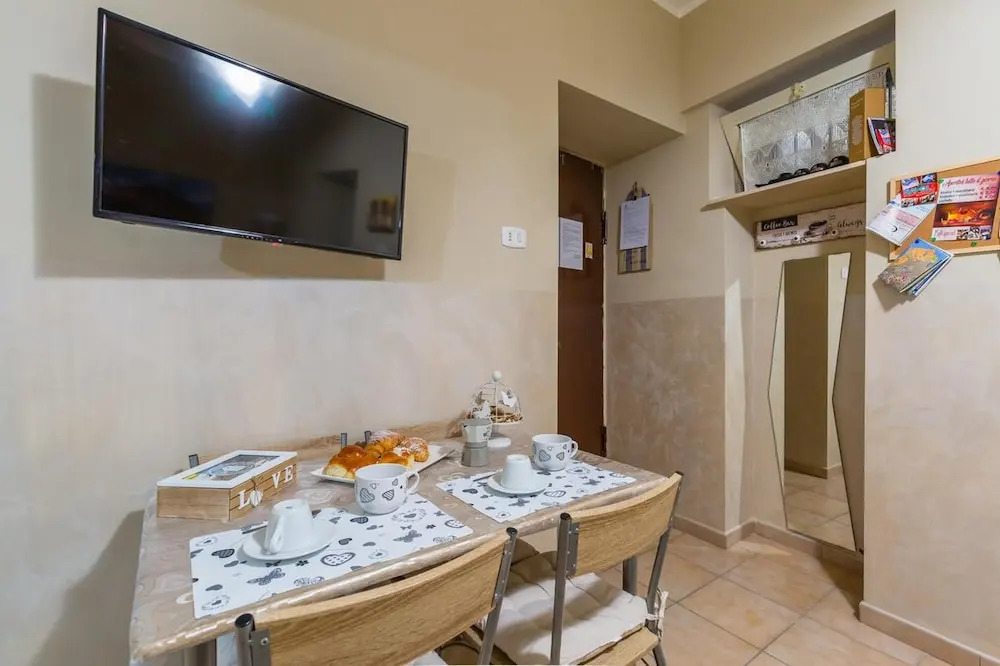 Apartment With one Bedroom in Napoli, With Wonderful City View and Wifi