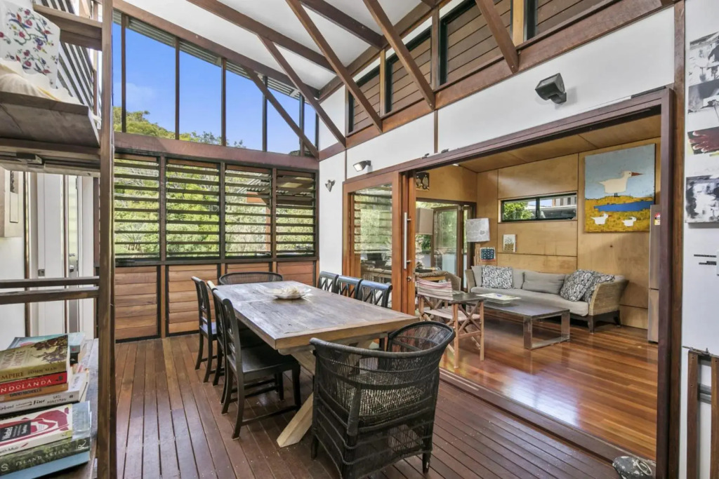 Pandanus Retreat