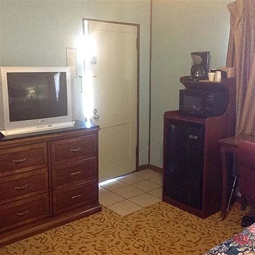 Colt Motel
