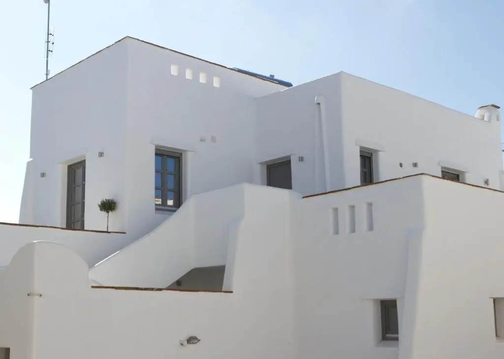 Enosis Apartments - Alia Beach House
