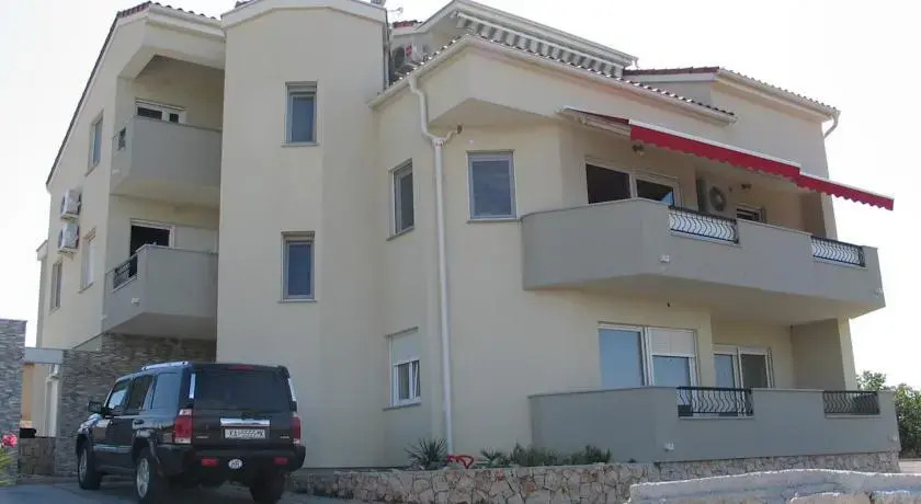 Apartments Marina