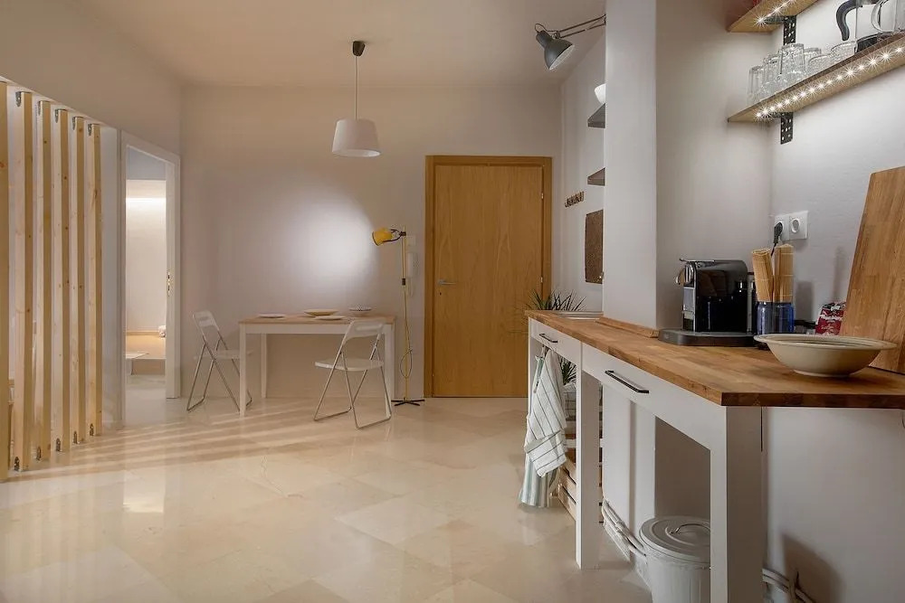 Pretty Riki Apt by halu! Villas