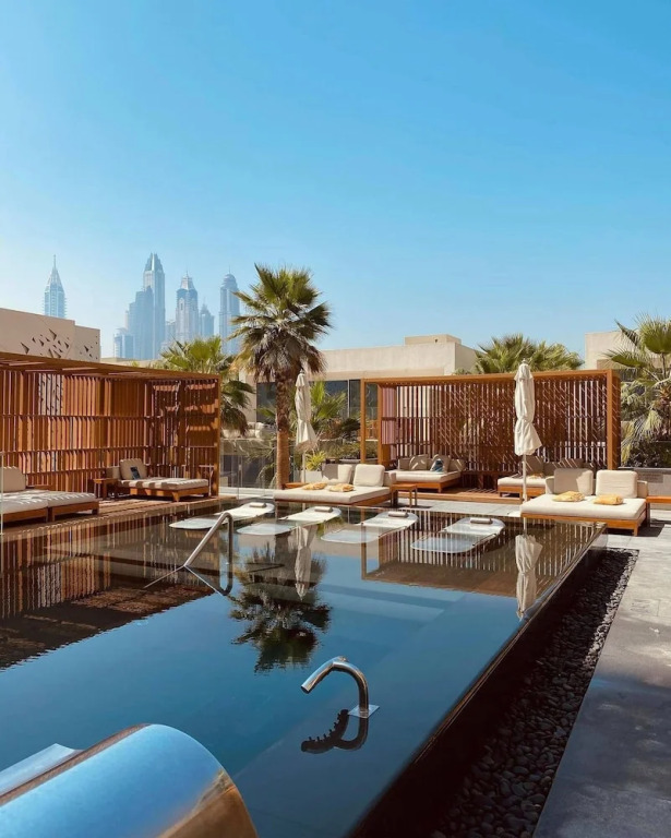 Five Palm Jumeirah 2 Bdr Full Sea View