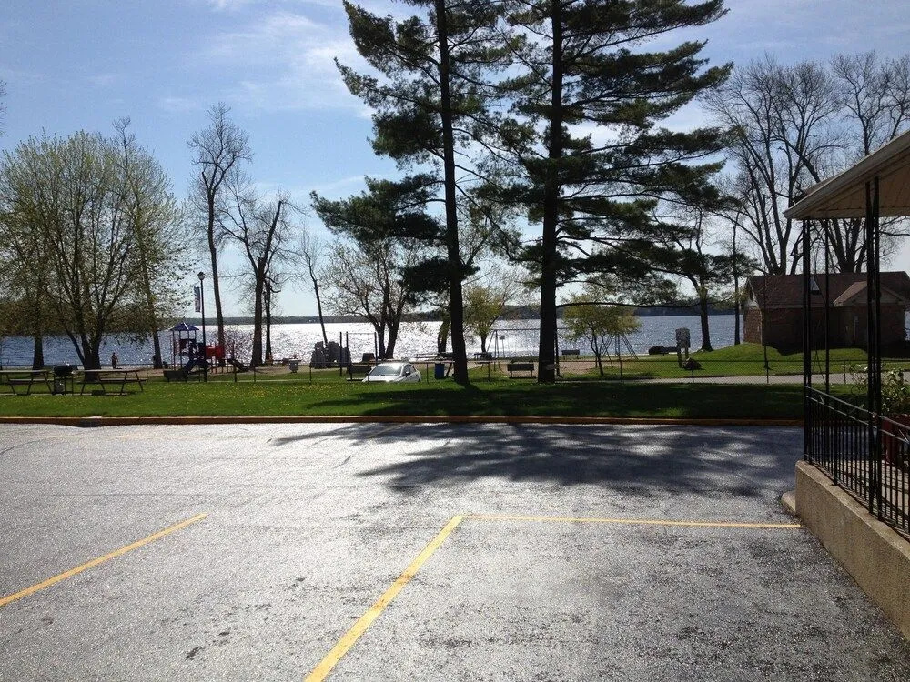Park Place Motel & Suites