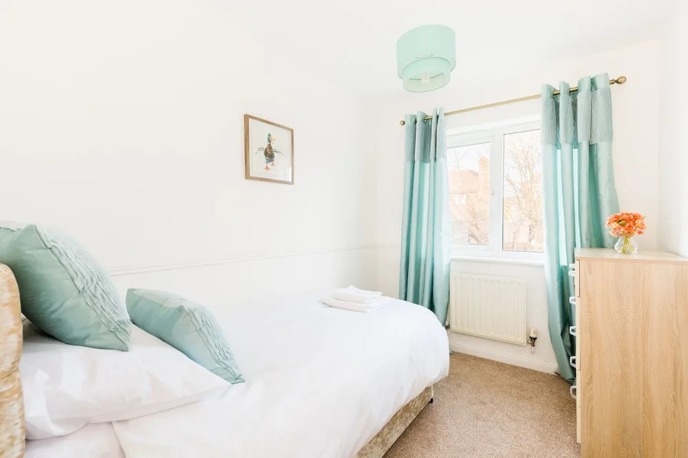 Drayton Manor House
