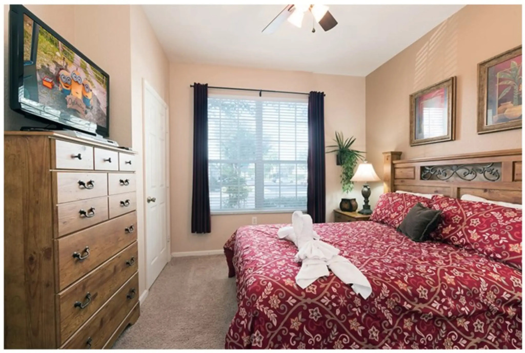 3 BR 2 Miles to Disney Pool Free Wifi and More