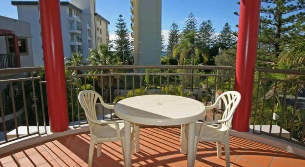 Burleigh on the Beach