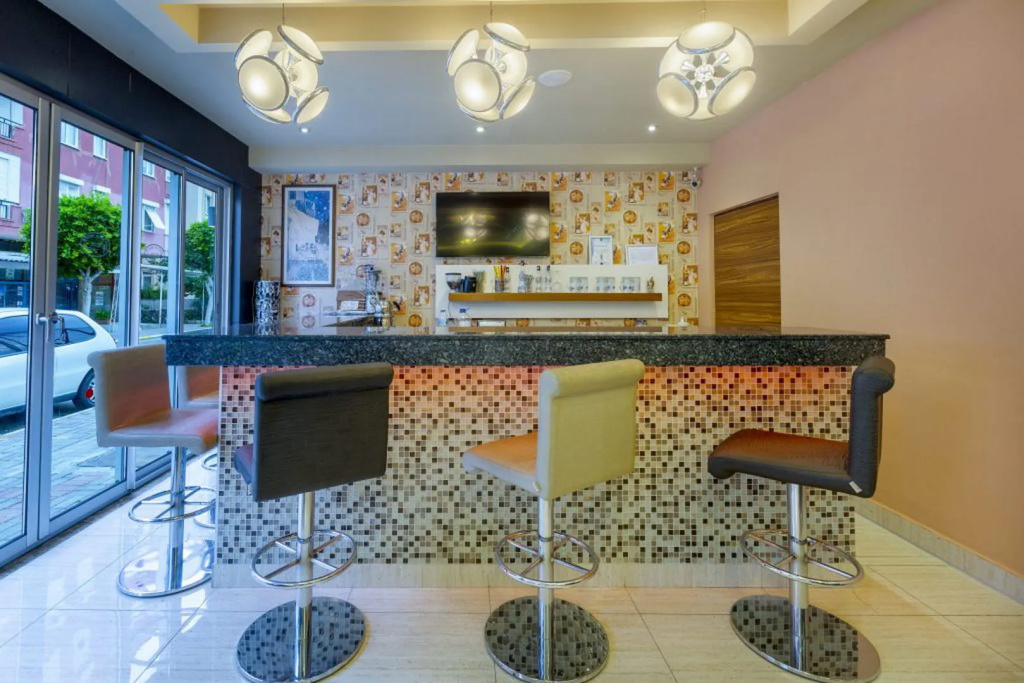 Alanya Beach Hotel