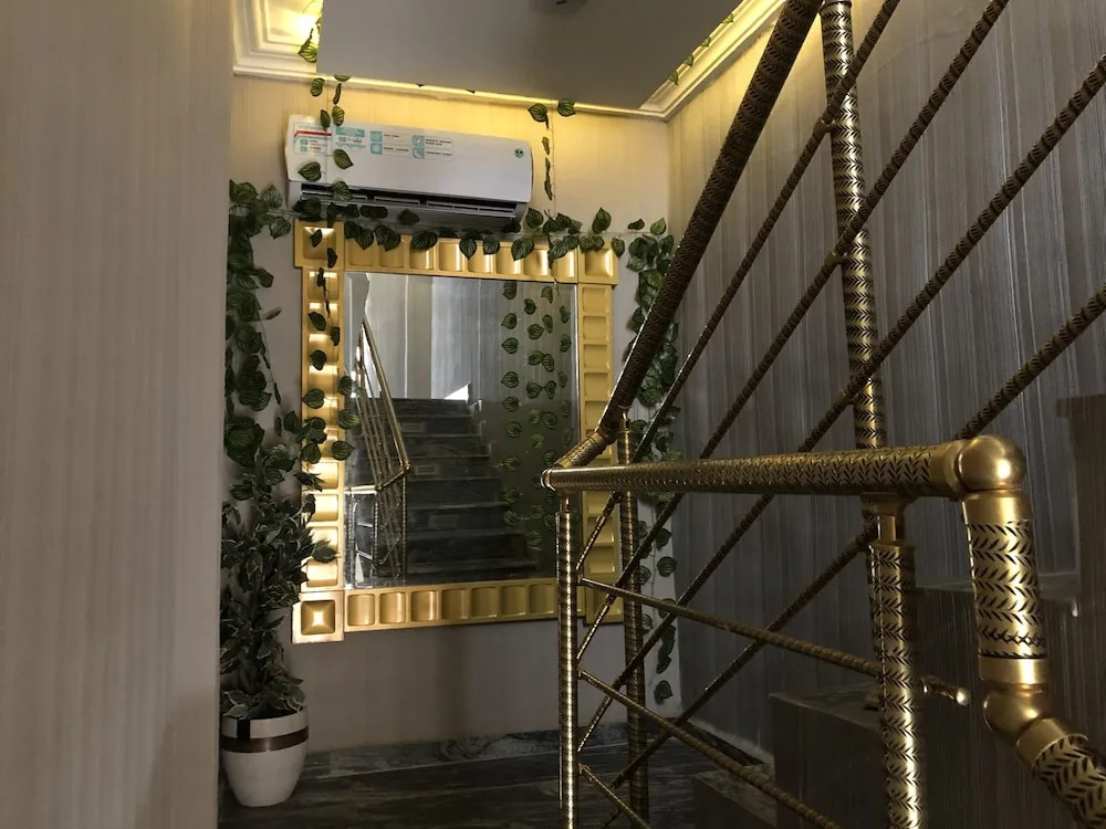 110 Obafemi Awolowo Way