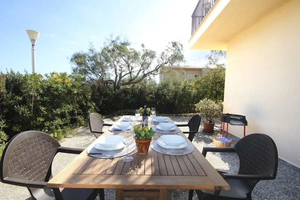 Mallorca Beach front line house 6 pers