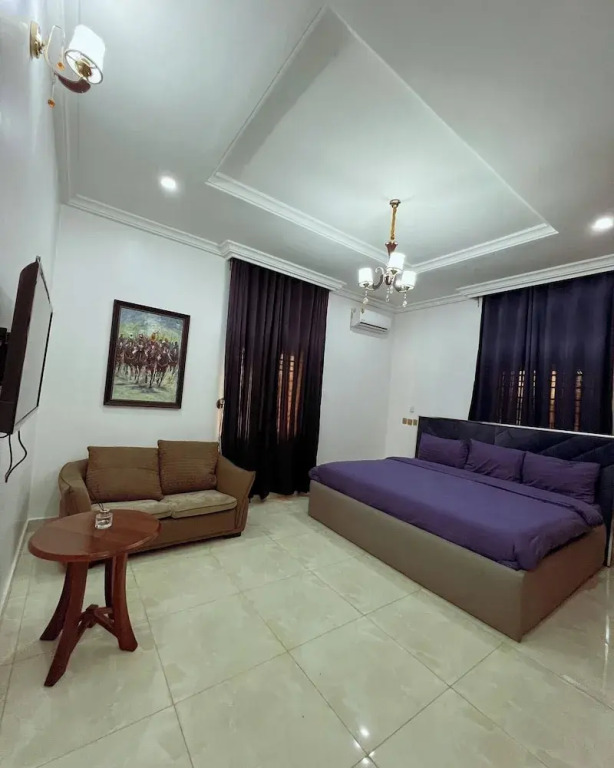 Oscar's Apartment