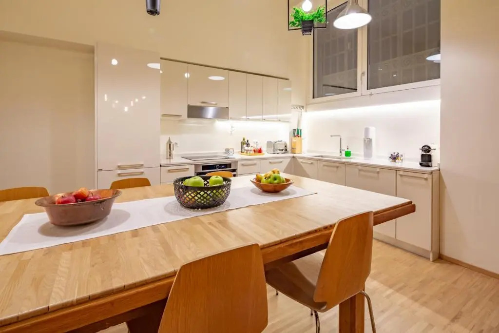 LA CASA COLORATA - Flats in Milan - Bocconi
