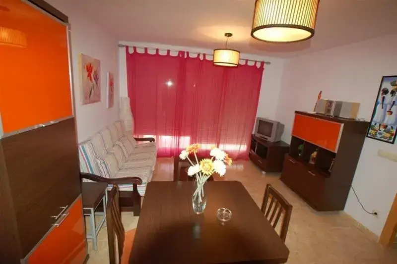 Apartamentos Cala Josep I y II
