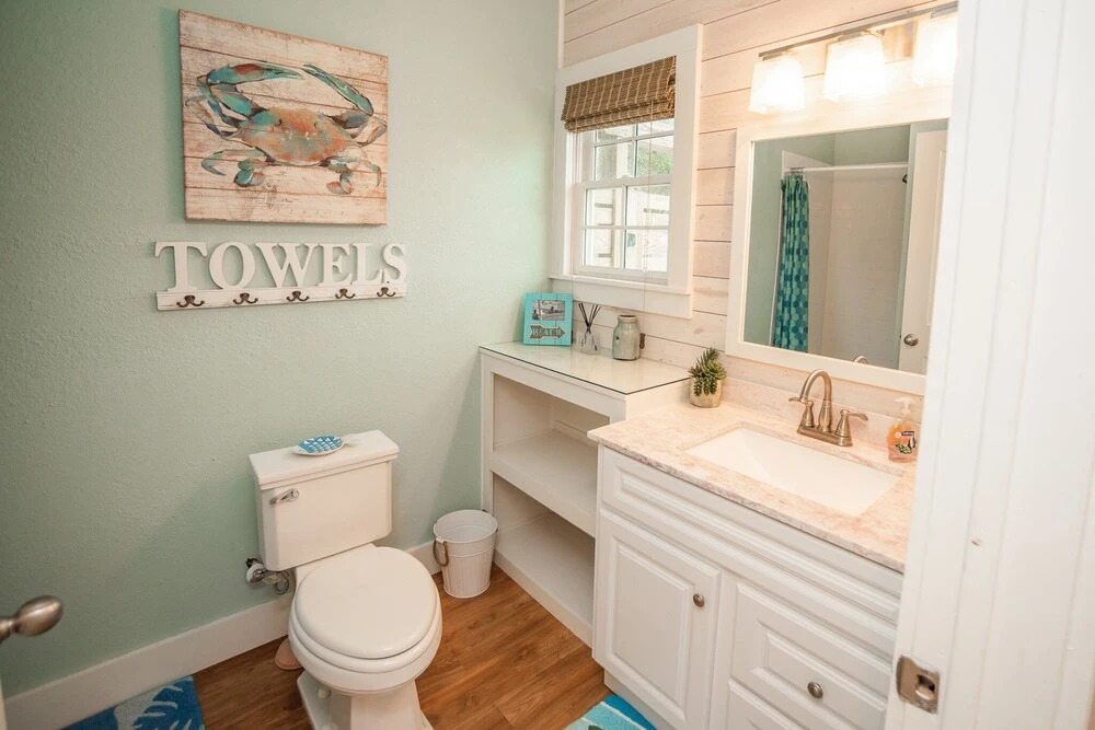 Oleander House - Pet Friendly! Private Pool!
