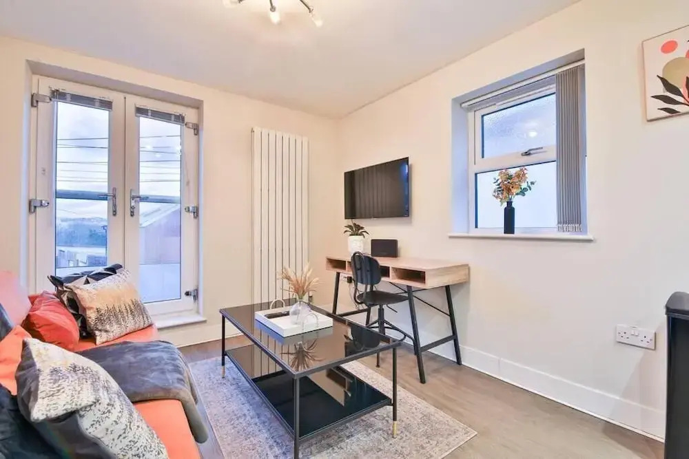 Whitchurch Place 2 Bed Flat in Cardiff
