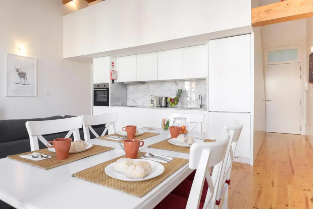 Skylight Apartment